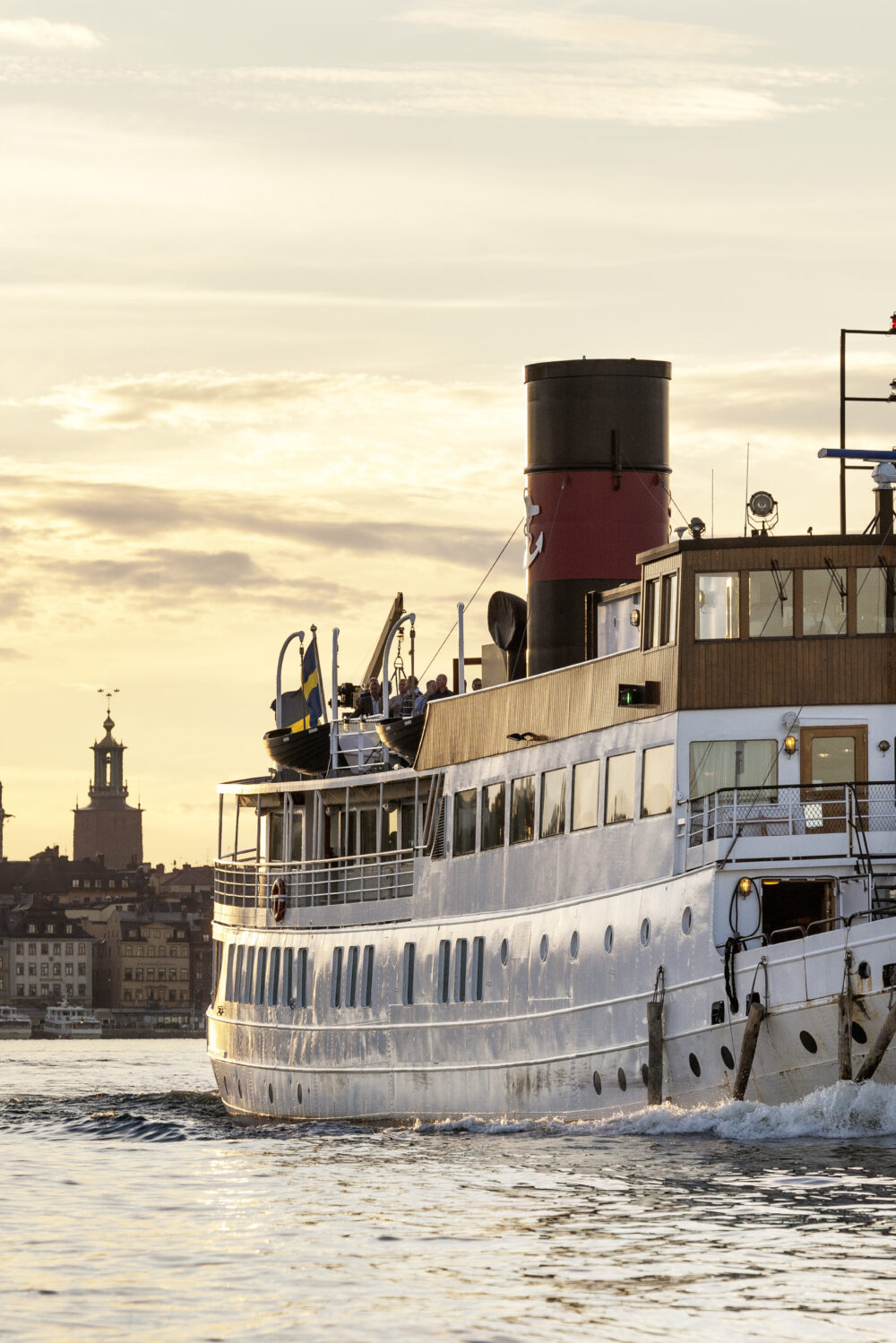 EXPERIENCE THE ARCHIPELAGO